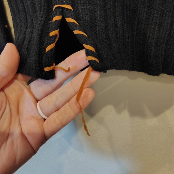 Black Knit Y2K Whipstitch Leather Black Hoodie Sweater Women L Bell Sleeve Boho - Picture 3 of 7